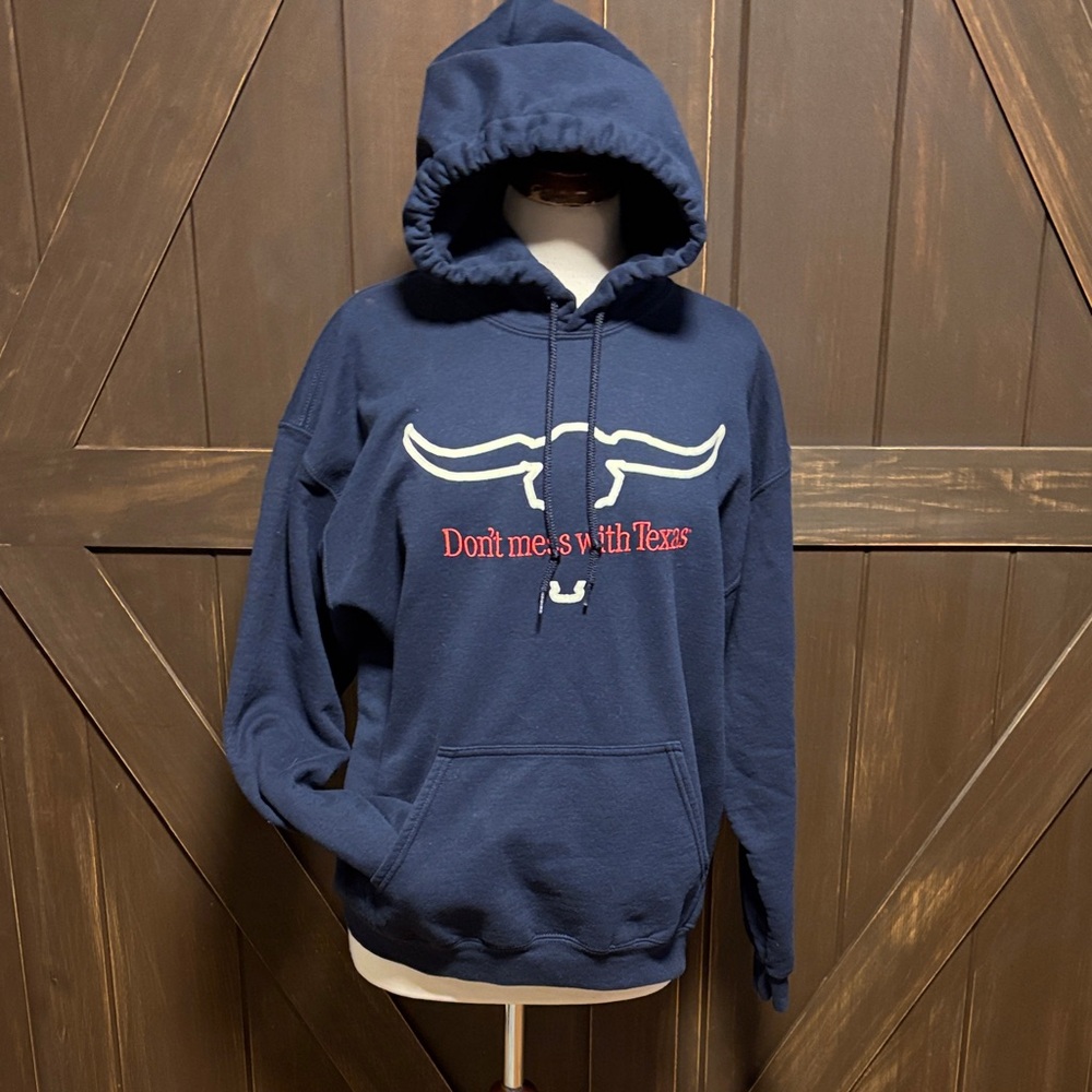 Gildan Dark Blue Hoodie with Texas Bull Graphic large